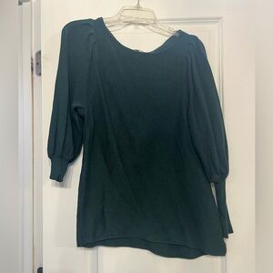 Green balloon sleeve sweater